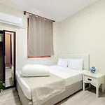 Hotel Agora Park *